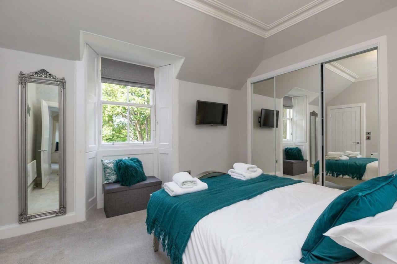 Altido Main Door Entrance Private Courtyard Apartment On The Park Edinburgh Exterior photo